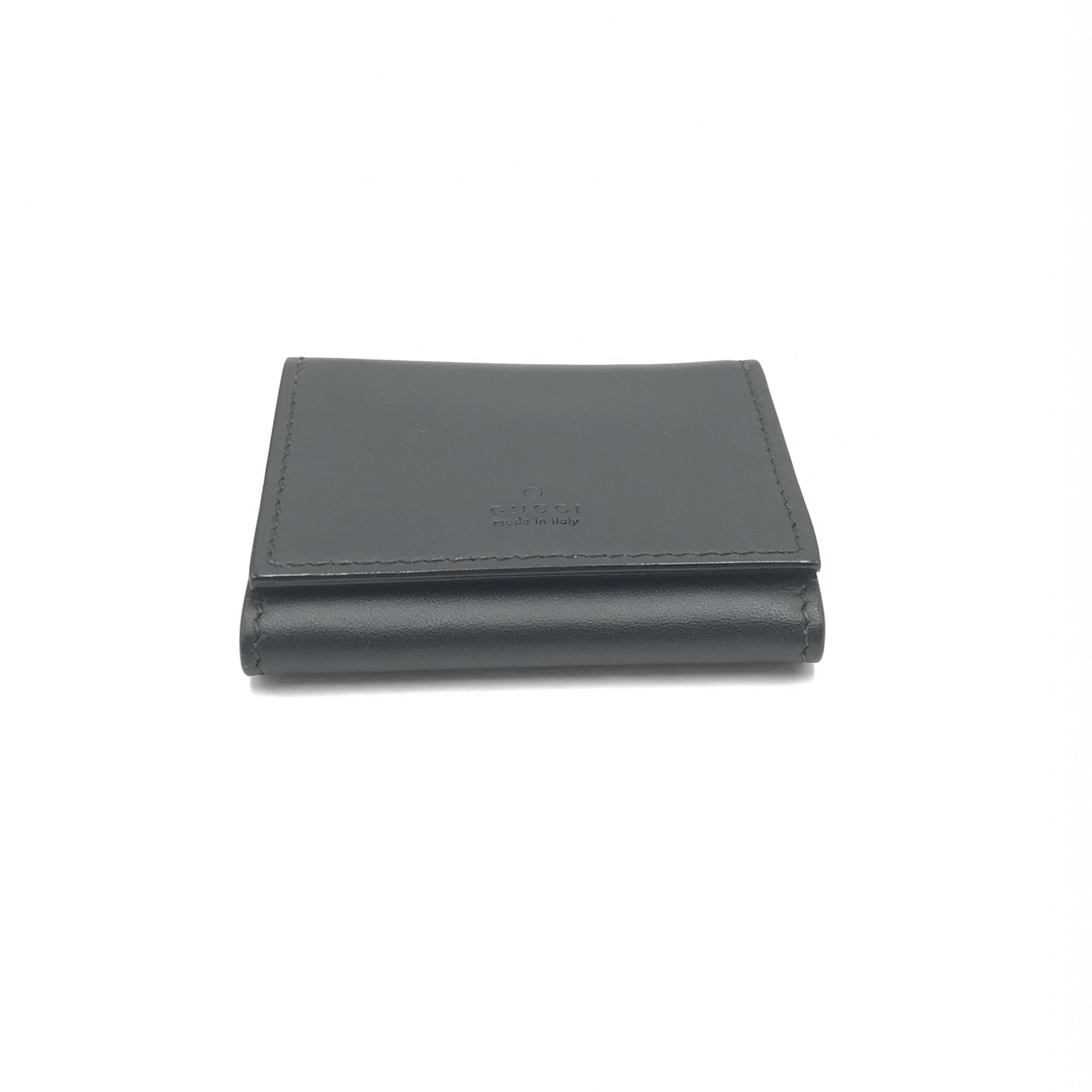Compact Leather Wallet With Sleek Design
