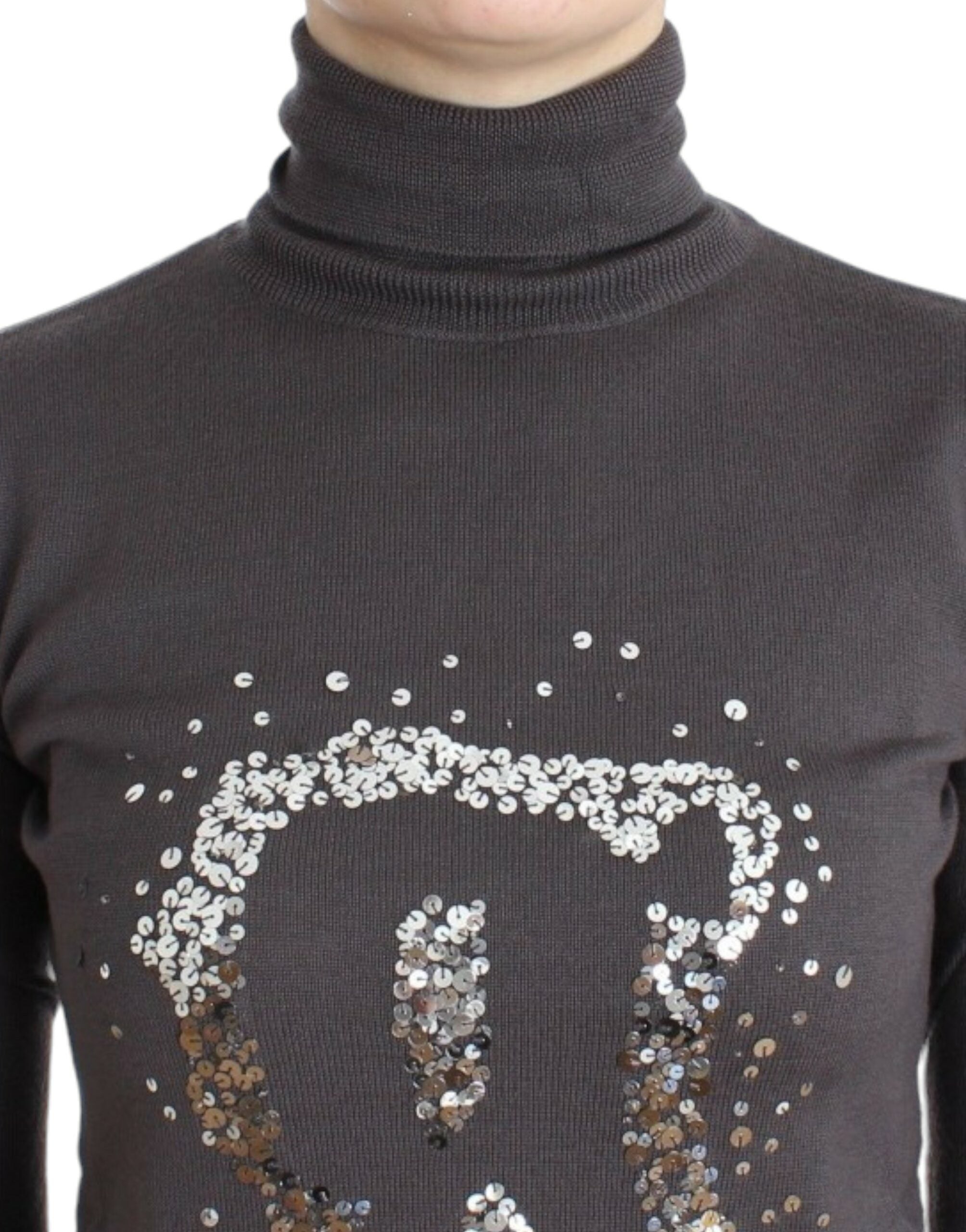 Brown turtleneck cotton sweater