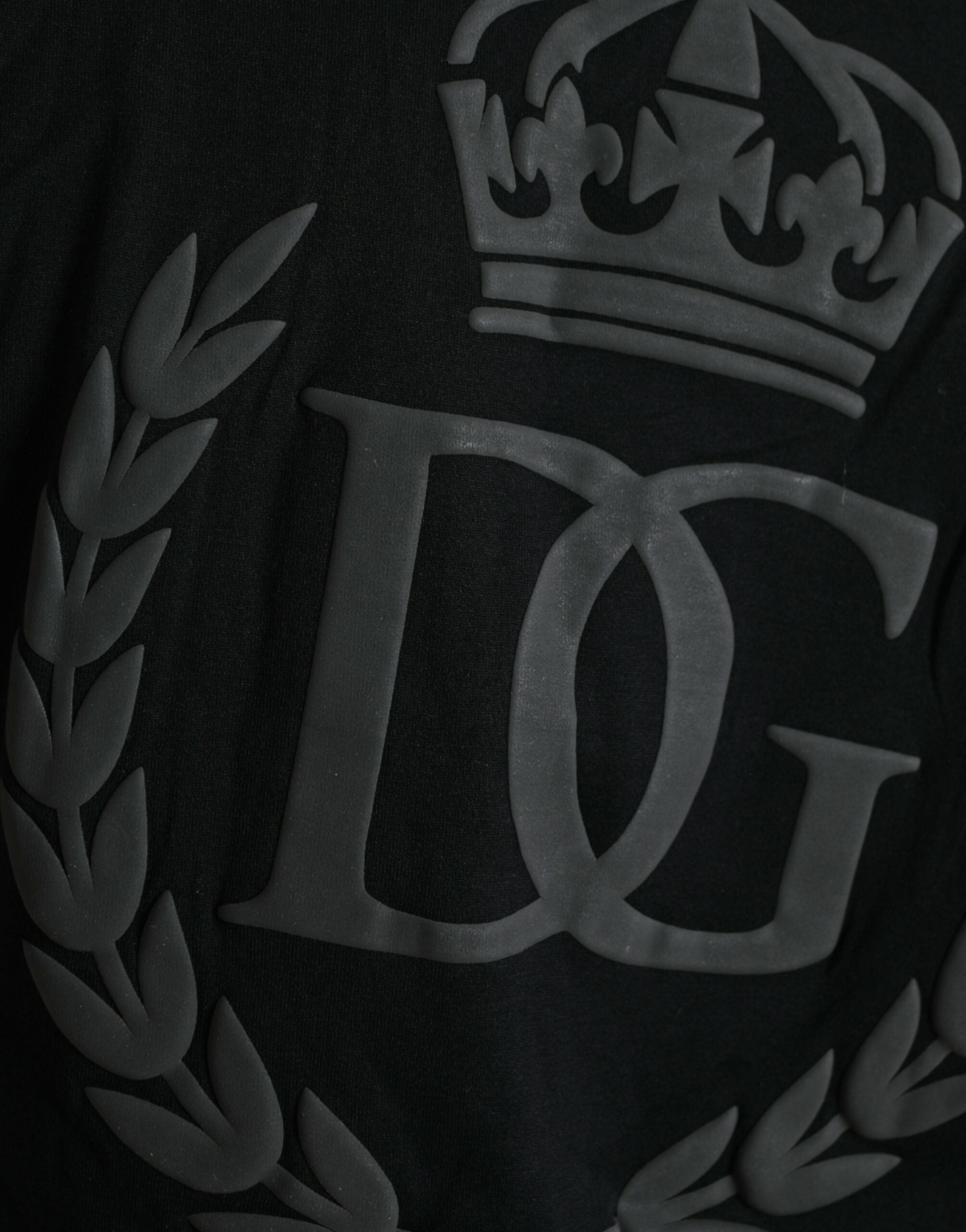 Black Logo Embossed Crew Neck Short Sleeves T-shirt