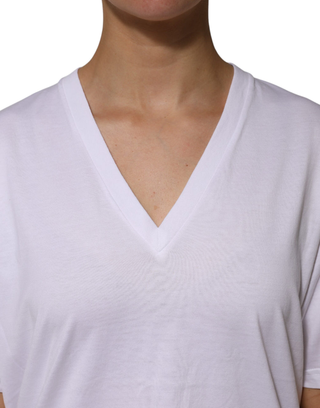 White Cotton Short Sleeves V-neck T-shirt