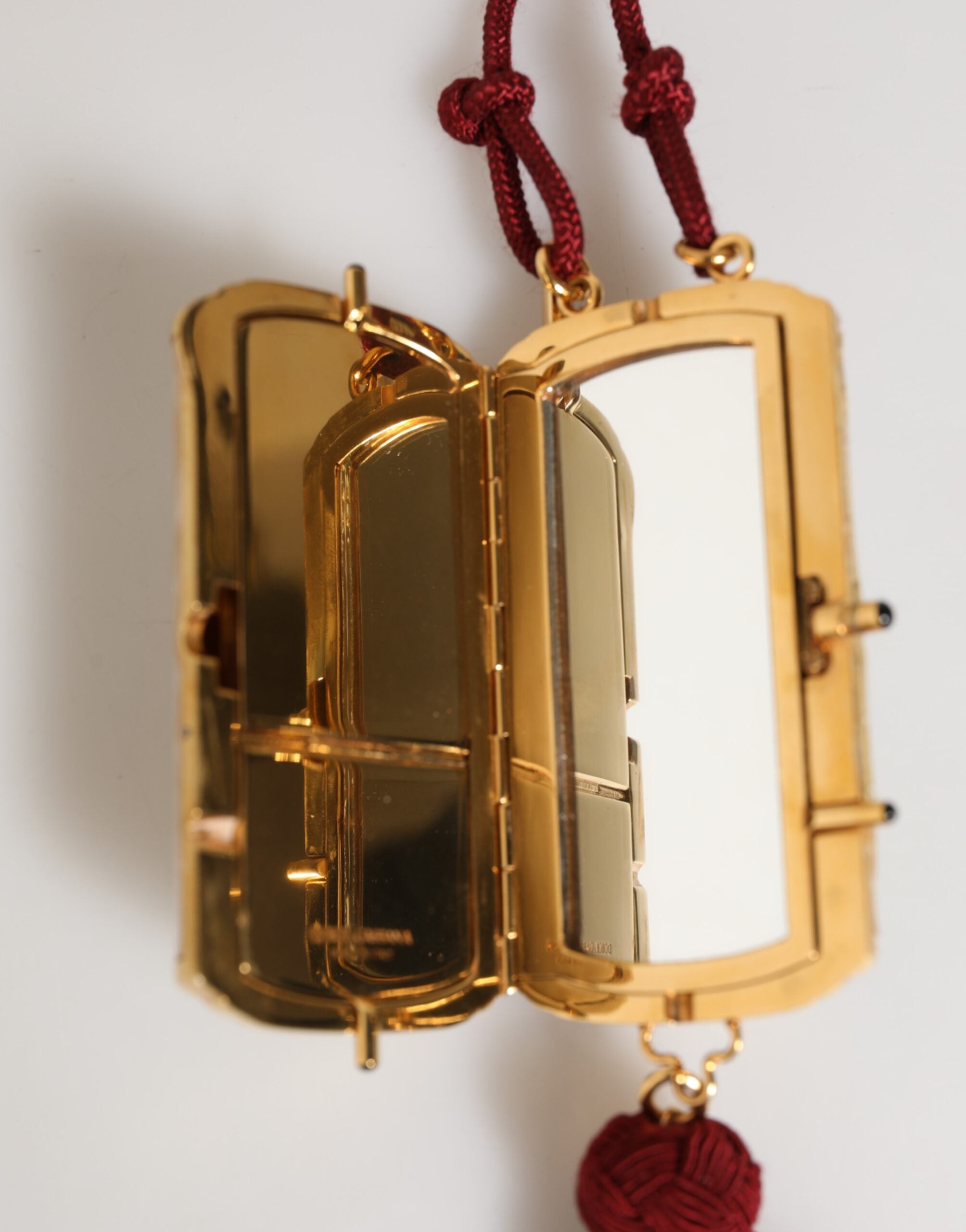 White Pearl Resin Gold Metal Red Tassel Pendant Bag